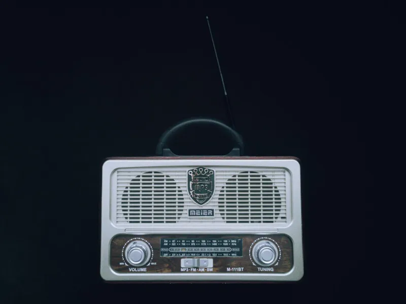Tuned Into the Unknown: The Ham Radio Operators Who Logged UFOs Before Anyone Was Paying Attention